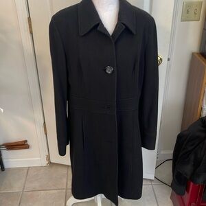 Q. U. E. COAT NWOT SIZE 14